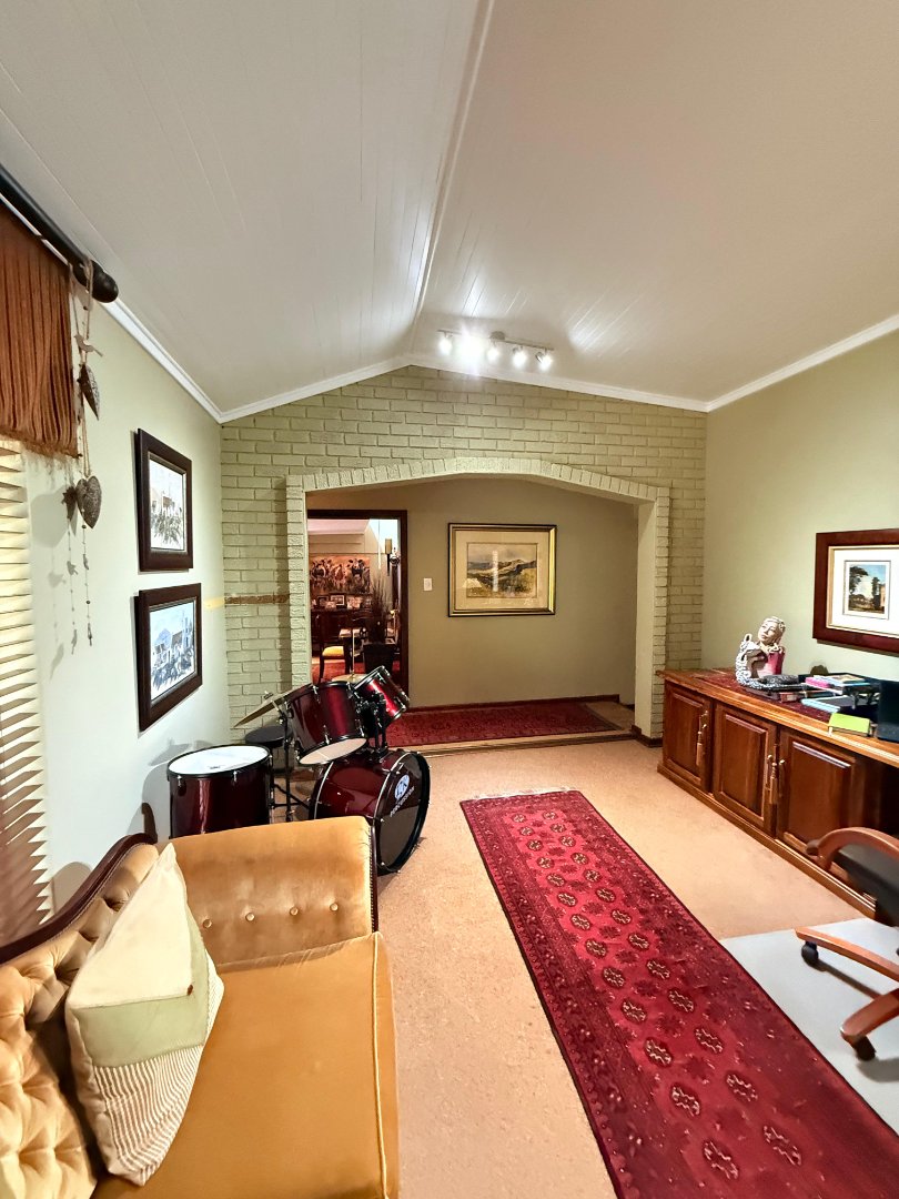 5 Bedroom Property for Sale in Doringkruin North West